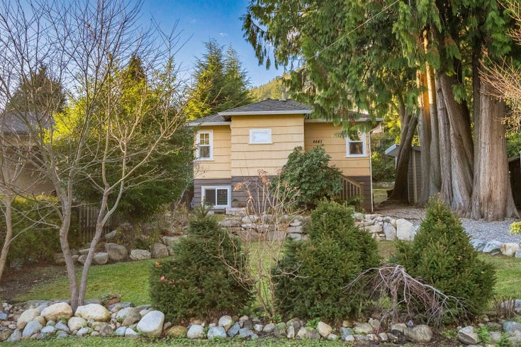 4567 Valley Road - Lynn Valley House/Single Family for sale, 4 Bedrooms (R2634283)
