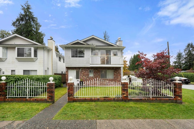 1403 FREDERICK ROAD - Lynn Valley House/Single Family for sale, 4 Bedrooms (R2941354)