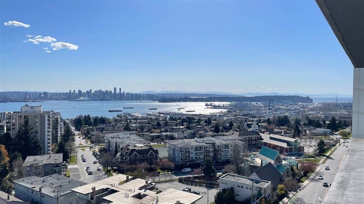 1305 158 W 13TH STREET - Central Lonsdale Apartment/Condo for sale, 2 Bedrooms (R2571493)