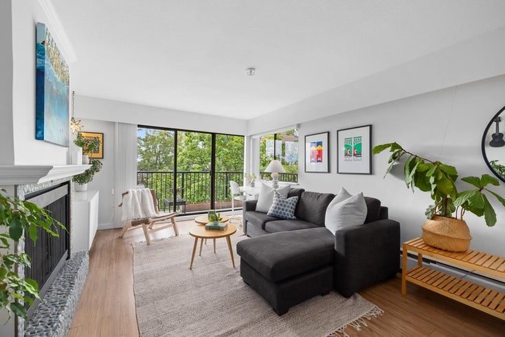 303 - 120 E 5th Street - Lower Lonsdale Apartment/Condo for Sale, 2 Bedrooms (R3025067)
