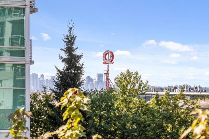 307 - 100 E Esplanade Avenue - Lower Lonsdale Apartment/Condo for Sale, 2 Bedrooms (R3042950)