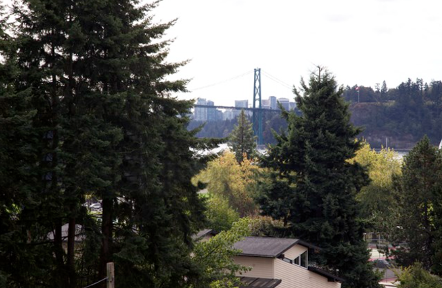 #402-555 13th St. West Vancouver - Ambleside Apartment/Condo, 2 Bedrooms 