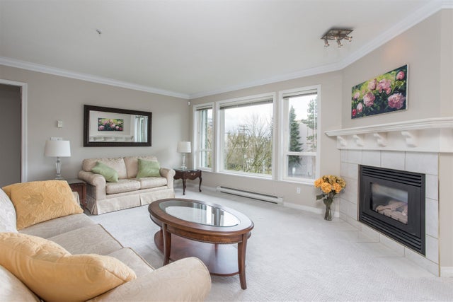 311 - 15555 16 Avenue - White Rock Apartment/Condo for Sale, 2 Bedrooms (R2958045)
