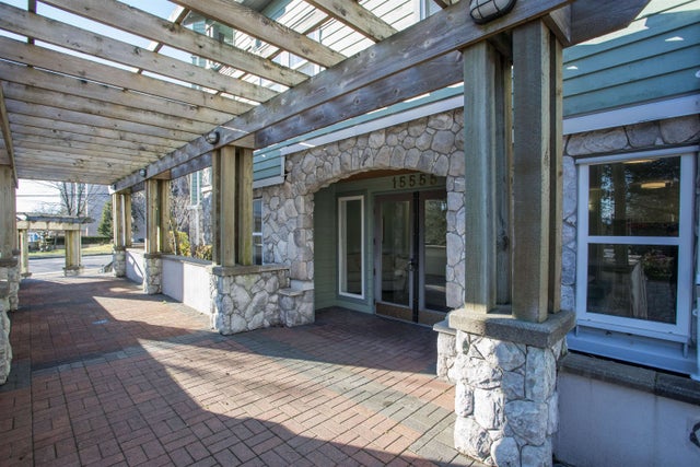 311 - 15555 16 Avenue - King George Corridor Apartment/Condo for Sale, 2 Bedrooms (R3038229)