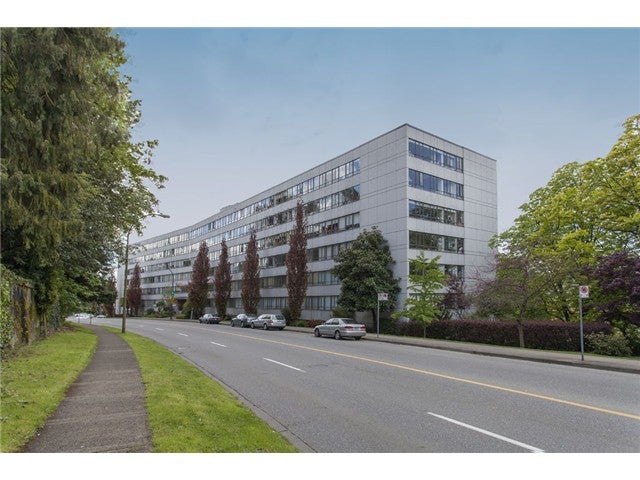 # 411 1445 MARPOLE AV - Fairview VW Apartment/Condo, 1 Bedroom (V1120115)