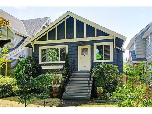 3250 W 6TH AV - Kitsilano House/Single Family, 3 Bedrooms (V1020426)