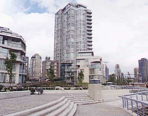 # 1803 1228 MARINASIDE CR - Yaletown Apartment/Condo, 2 Bedrooms (V313263)