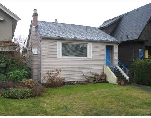 2874 W 42ND AV - Kerrisdale House/Single Family, 3 Bedrooms (V692101)