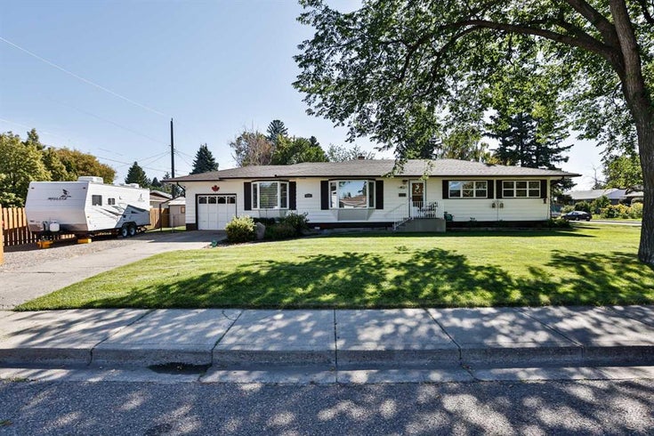 1317 18 Street S - Agnes Davidson Detached for Sale, 6 Bedrooms (A2249618)