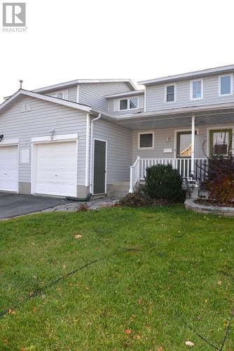 85 DAVEY Crescent  - Amherstview House, 3 Bedrooms (361310180)