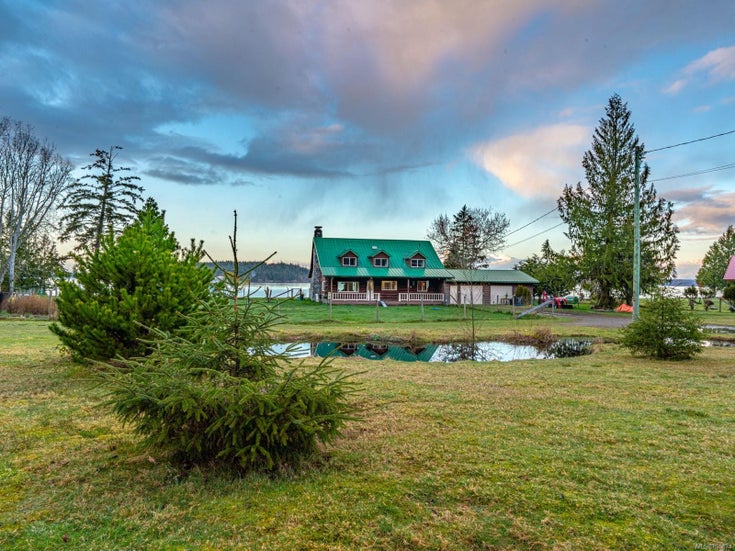 6020 Mine Rd - NI Port McNeill Single Family Detached for sale, 7 Bedrooms (899674)