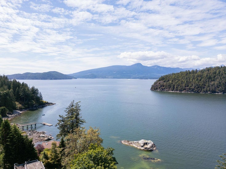 1558 MOUNT GARDNER ROAD - Bowen Island House/Single Family for sale, 3 Bedrooms (R2894501)