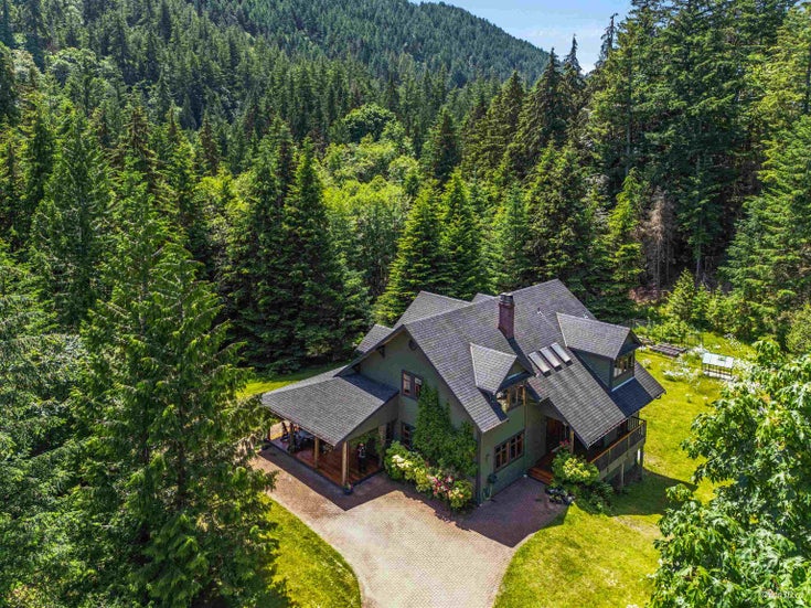 750 CATES HILL ROAD - Bowen Island House with Acreage for sale, 4 Bedrooms (R2896741)