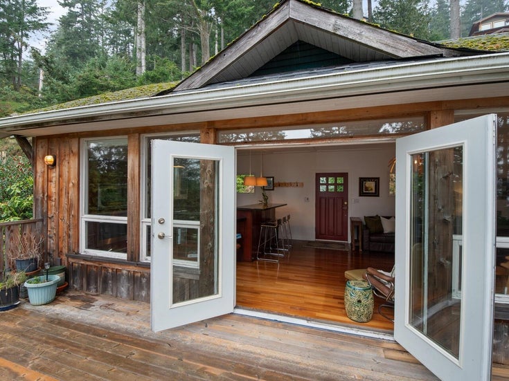 1482 Eagle Cliff Road - Bowen Island Single Family Residence for Sale(R2974112)