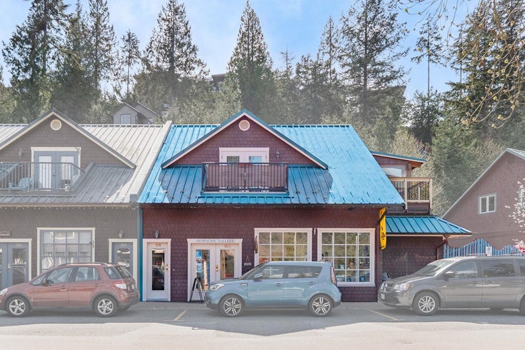 585 Artisan Lane - Bowen Island Single Family Residence for Sale, 2 Bedrooms (R2987469)