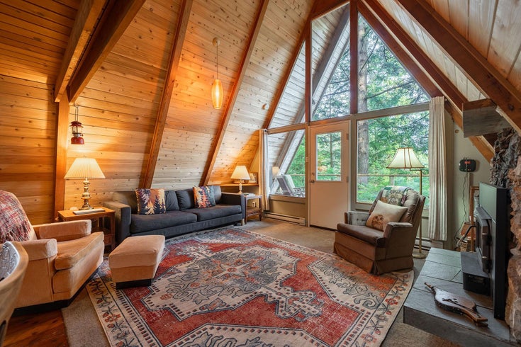 912 Taylor Road - Bowen Island Single Family Residence for Sale, 3 Bedrooms (R2992222)