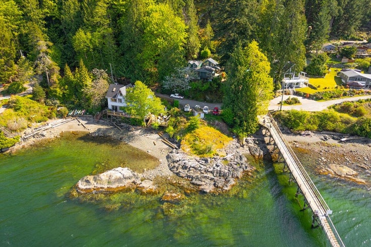 1587 Mount Gardner Road - Bowen Island Single Family Residence for Sale, 3 Bedrooms (R2995804)