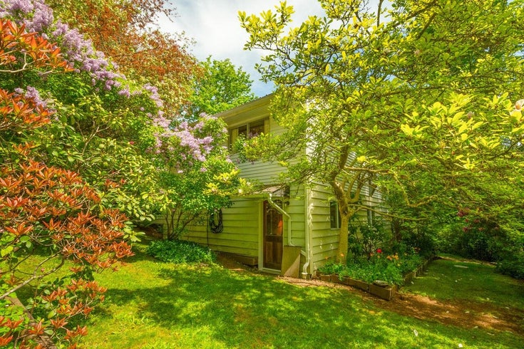 508 Collins Road - Bowen Island Single Family Residence for Sale, 4 Bedrooms (R3014118)