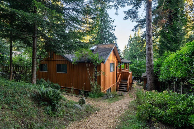 1142 Miller Road - Bowen Island Single Family Residence for Sale, 4 Bedrooms (R3014698)