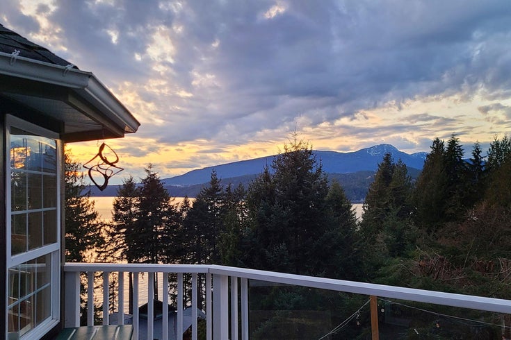 1609 Isleview Lane - Bowen Island Single Family Residence for Sale, 5 Bedrooms (R3025311)