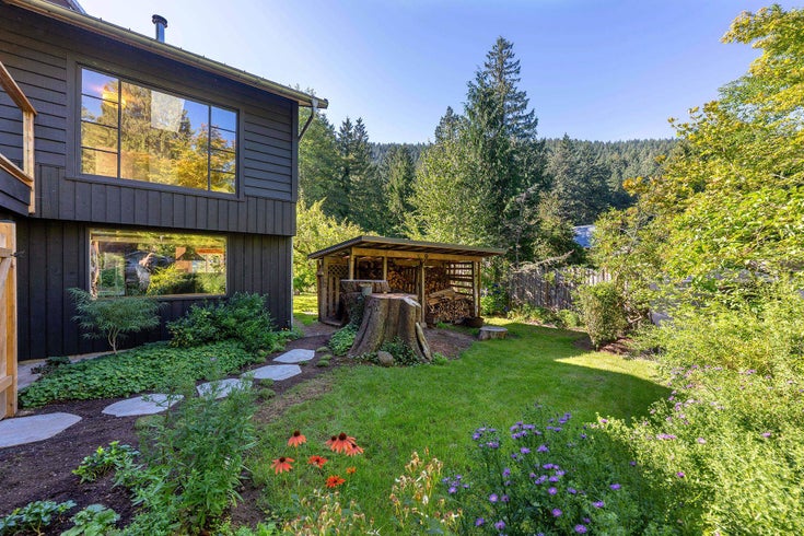 1312 Oceanview Road - Bowen Island Single Family Residence for Sale, 3 Bedrooms (R3038869)