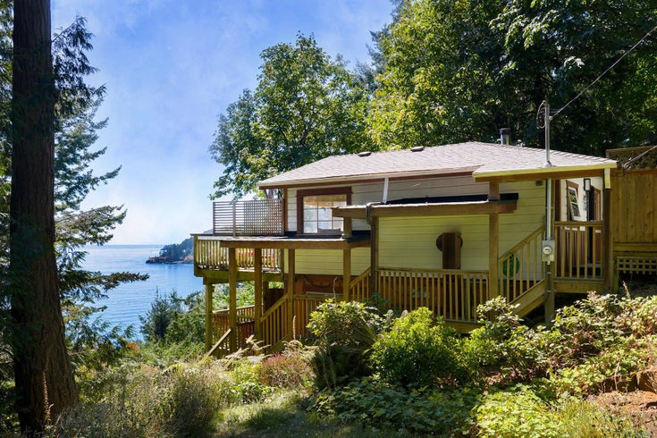 1491 Eagle Cliff Road - Bowen Island Single Family Residence for Sale, 3 Bedrooms (R3040013)