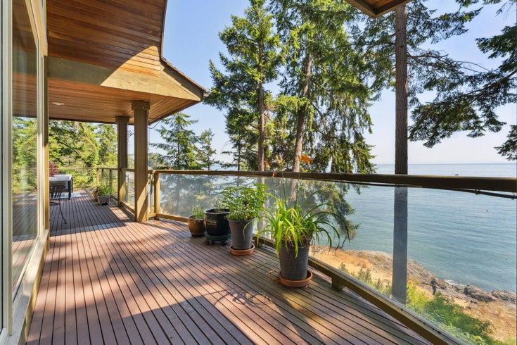 1251 Fairweather Road - Bowen Island Single Family Residence for Sale, 4 Bedrooms (R3040847)