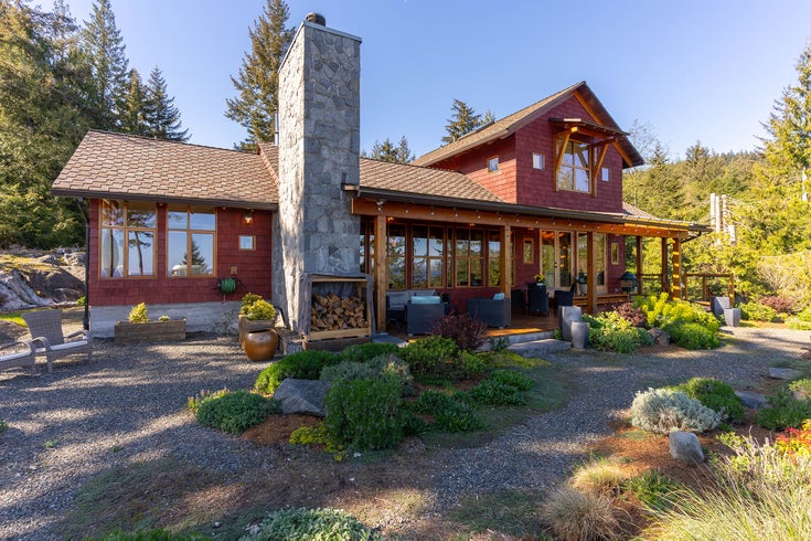 1004 Cowan Point Drive - Bowen Island House/Single Family, 3 Bedrooms 