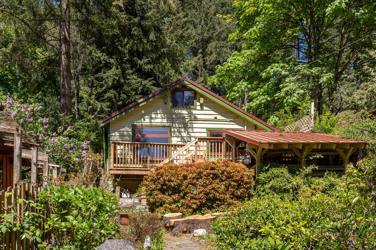 1144 Miller Road - Bowen Island House/Single Family, 2 Bedrooms (R2908310)