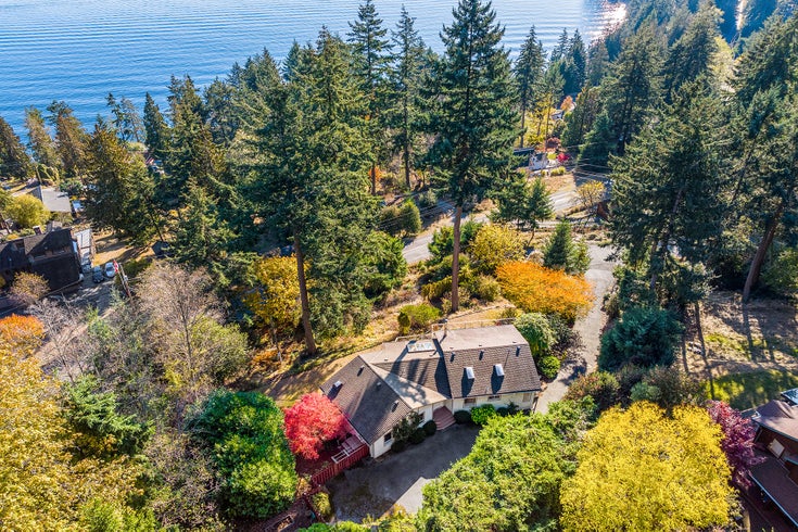 845 Petersen Road - Bowen Island House/Single Family for sale, 3 Bedrooms (R2738526)