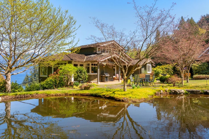 478 Smugglers Cove Road - Bowen Island Single Family Residence, 3 Bedrooms (R2992223)