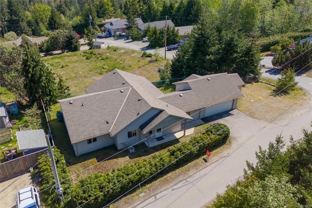 1782 Martini Way - PQ Little Qualicum River Village Single Family Residence for Sale, 2 Bedrooms (996406)