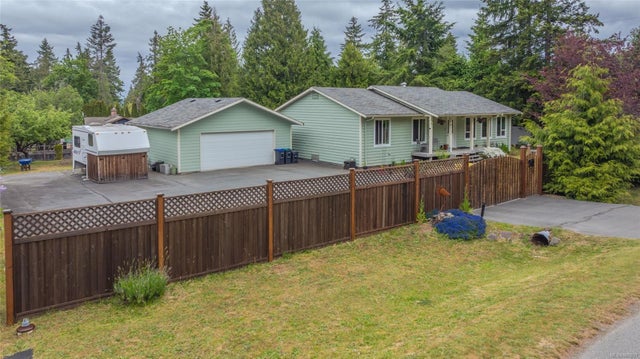 4737 Blue Heron Dr - PQ Bowser/Deep Bay Single Family Residence for Sale, 3 Bedrooms (999237)