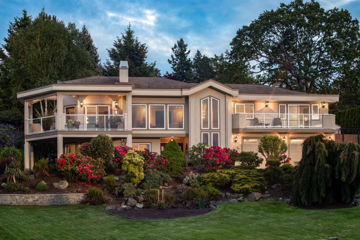4315 Emily Carr Dr - SE Broadmead Single Family Detached for sale, 4 Bedrooms (411052)