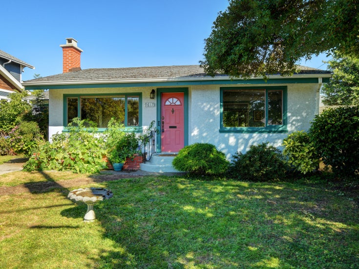 9617 Seventh St - Si Sidney South-East Single Family Detached for sale, 3 Bedrooms (855587)