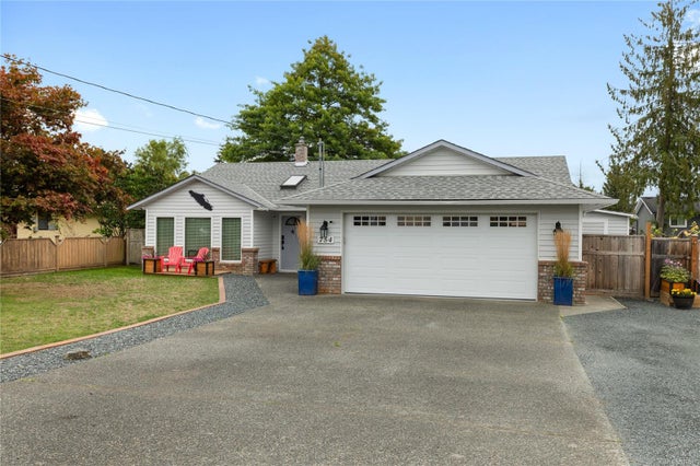 754 Nanoose Ave - PQ Parksville Single Family Residence for sale, 3 Bedrooms (976517)