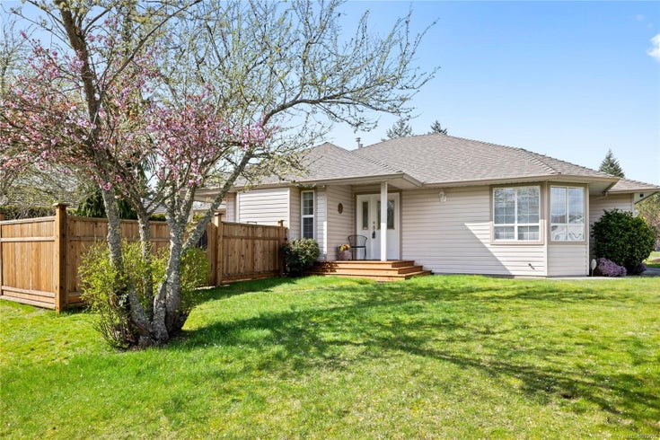 1040 Sunrise Dr - PQ Qualicum Beach Single Family Residence for Sale, 3 Bedrooms (993655)