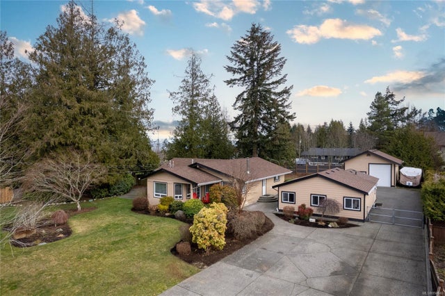 852 Breakwater Rd - PQ French Creek Single Family Residence for Sale, 4 Bedrooms (994840)