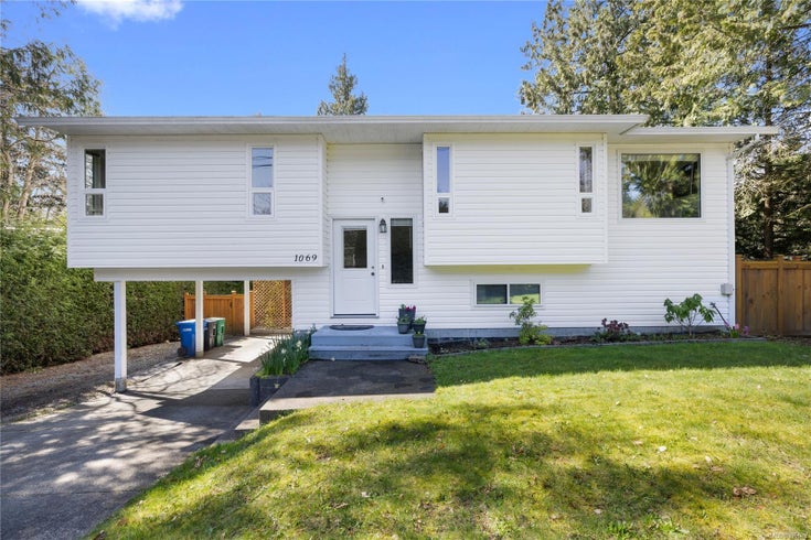 1069 Old Victoria Rd - Na South Nanaimo Single Family Residence for Sale, 4 Bedrooms (999642)