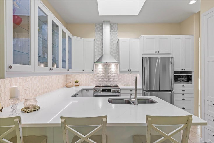 912 Lakes Blvd - PQ French Creek Townhouse for Sale, 2 Bedrooms (1002799)