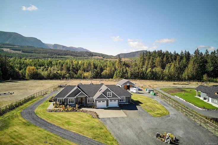 1085 Alpine View Pl - PQ Errington/Coombs/Hilliers Single Family Residence for Sale, 5 Bedrooms (1003585)