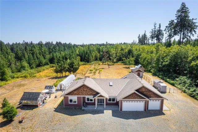 850 Burbank Rd - PQ Errington/Coombs/Hilliers Single Family Residence for Sale, 4 Bedrooms (1004060)