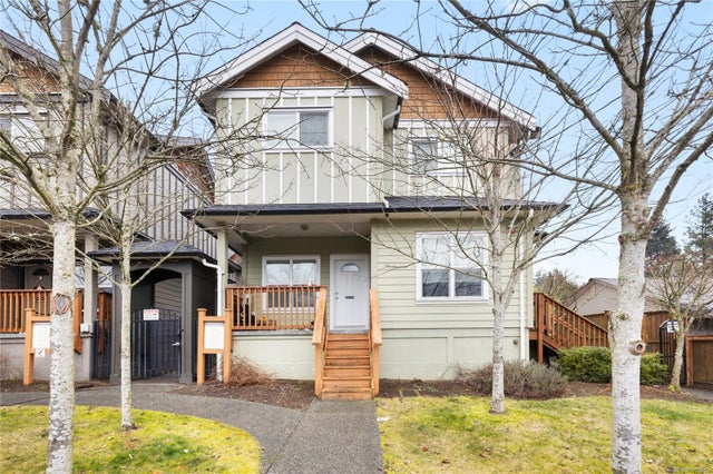 102 - 582 Rosehill St - Na Central Nanaimo Townhouse for Sale, 3 Bedrooms (1005052)