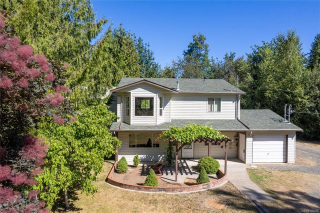 1092 Koskimo Rd - PQ Qualicum North Single Family Residence for Sale, 5 Bedrooms (1006356)