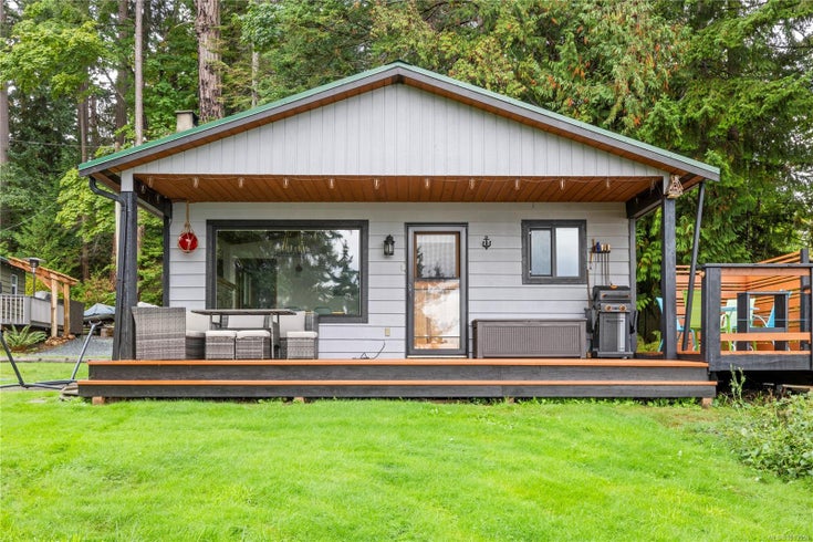 4 - 4375 Kelsey Rd - PQ Bowser/Deep Bay Single Family Residence for Sale, 2 Bedrooms (1013959)