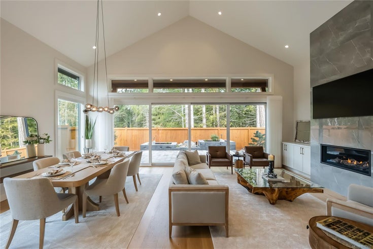 530 Hole-in-one Dr - PQ Qualicum Beach Single Family Residence for Sale, 3 Bedrooms (1017488)