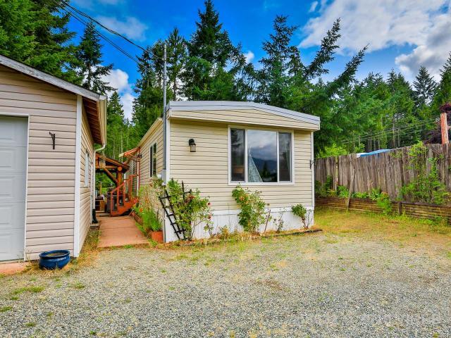 3895 MELROSE ROAD - PQ Errington/Coombs/Hilliers Single Family Residence, 2 Bedrooms (458632)