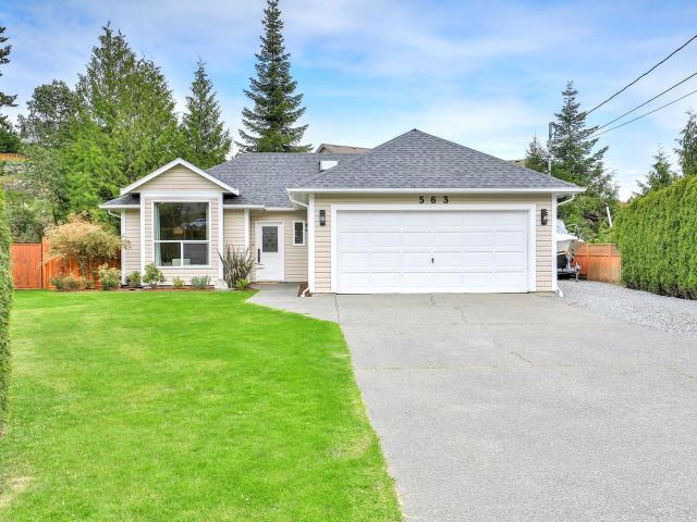 563 HOOPER PLACE - Du Ladysmith Single Family Residence, 3 Bedrooms (469124)