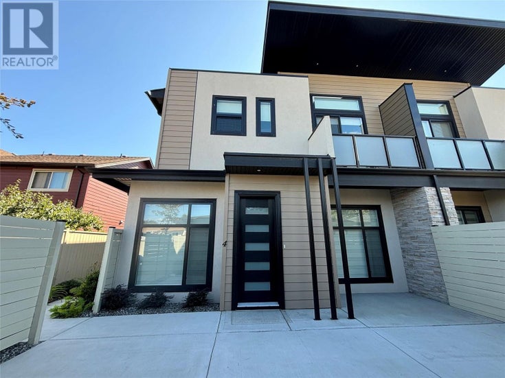 840 Wardlaw Avenue Unit# 4 - Kelowna Row / Townhouse for sale, 4 Bedrooms (10322906)