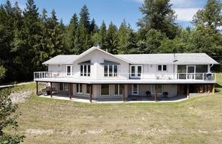 284 Gunter-Ellison Road, Enderby - Enderby/Grindrod Single Family Residence for Sale, 4 Bedrooms (10357777)